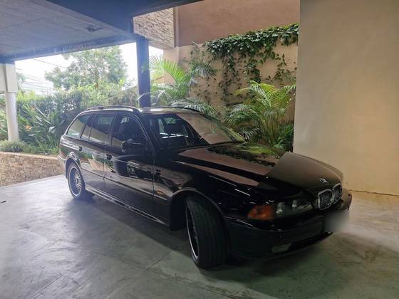 BMW 540i 4.4 TOURING V8 32V GASOLINA 4P AUTOMÁTICO